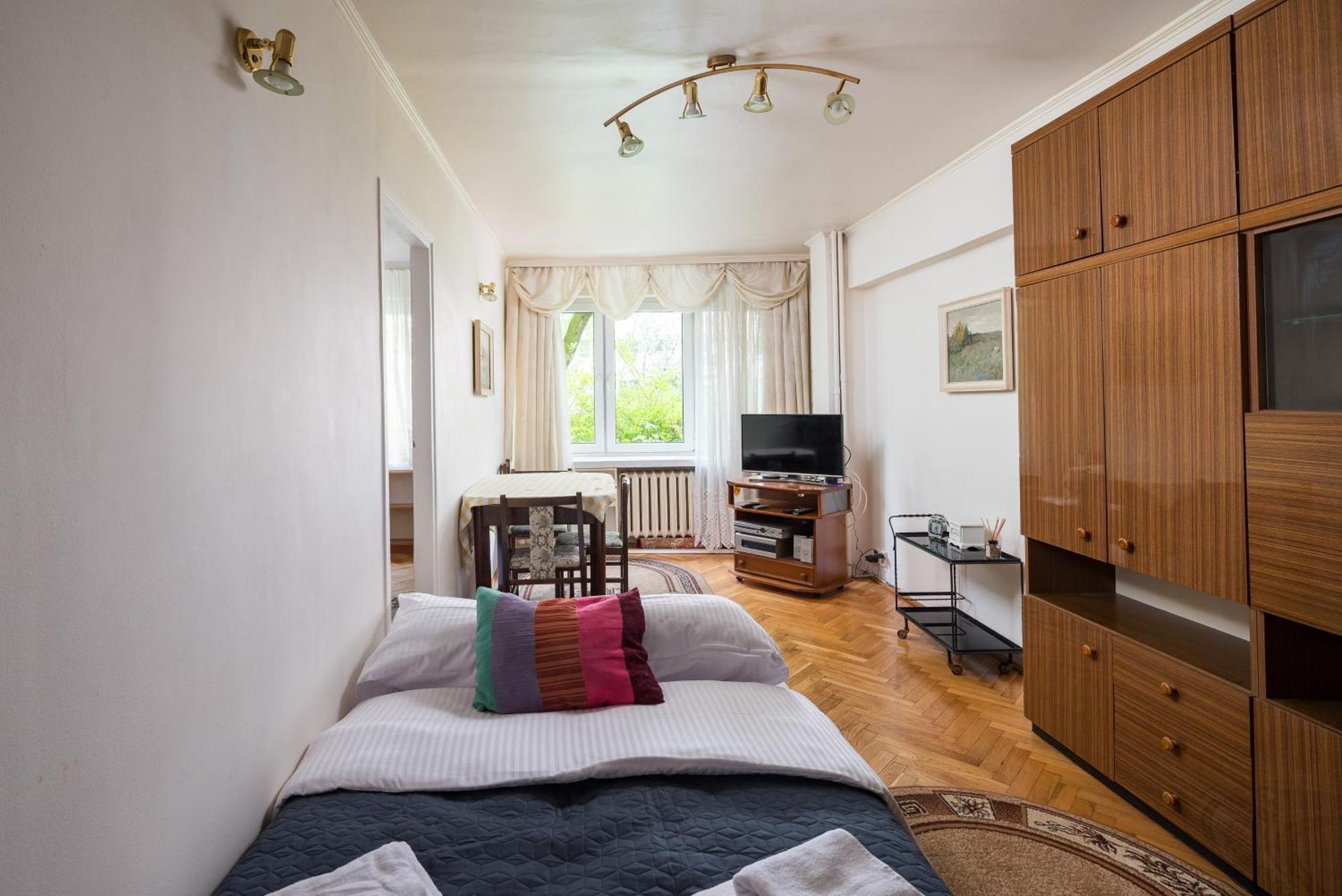 Wola Mila Standard Apartment Варшава Екстер'єр фото