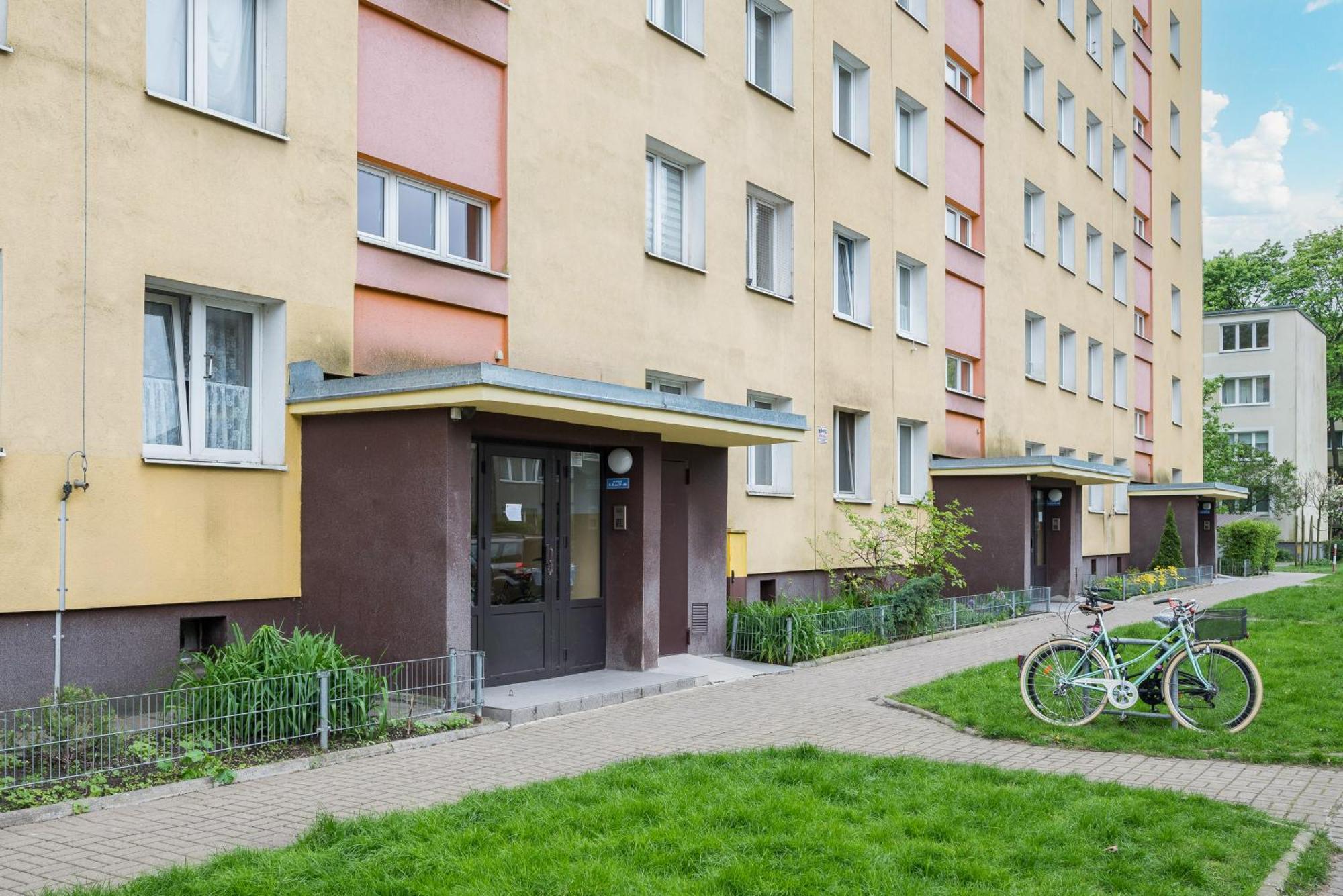 Wola Mila Standard Apartment Варшава Екстер'єр фото